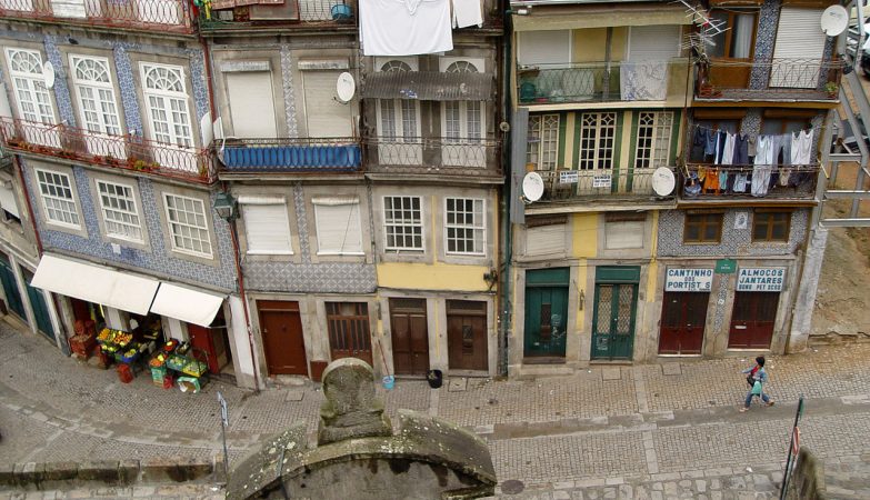 Court goes against the Tax Authority. Buildings in the Historic Center of Porto are exempt from IMI