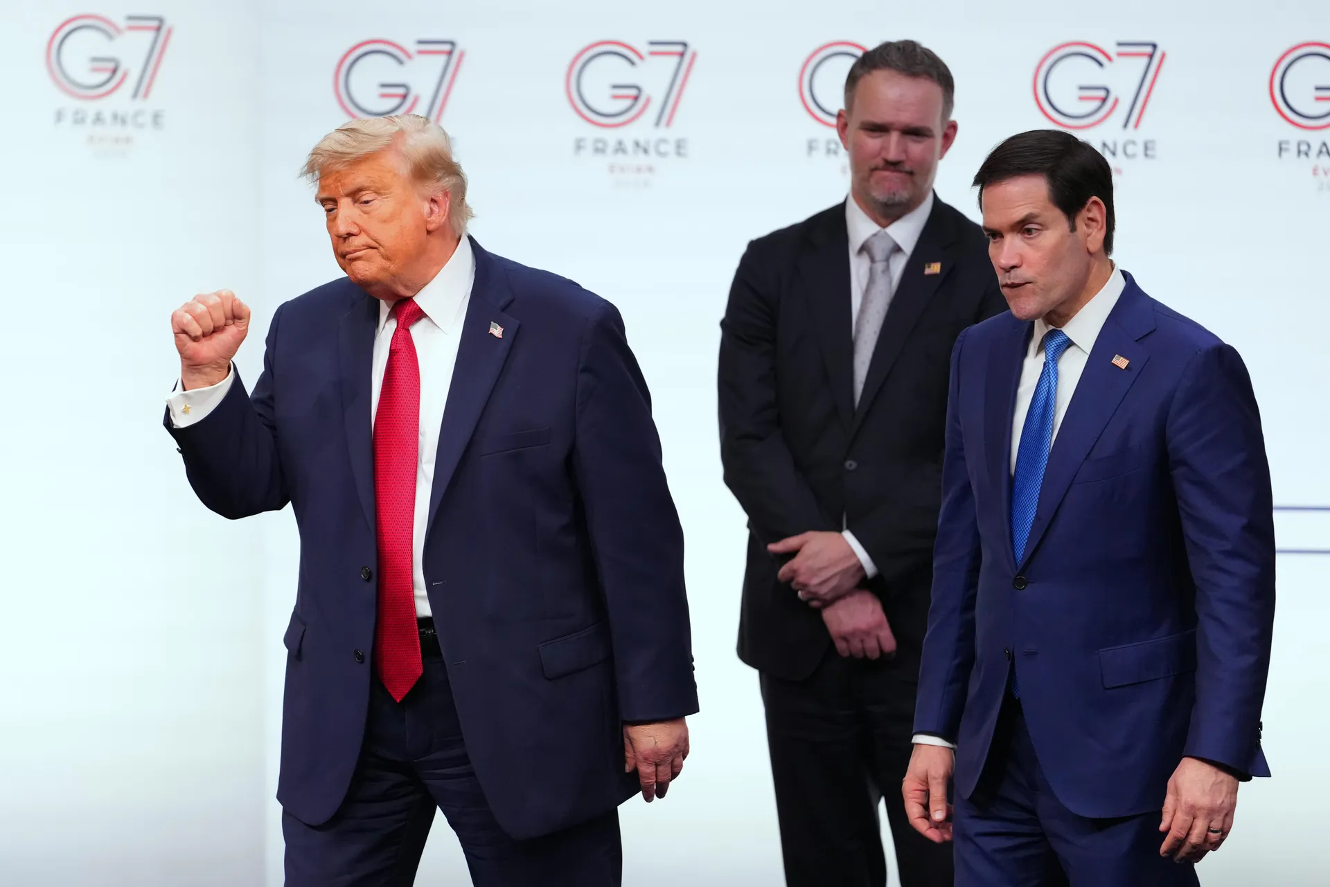 Trump says the deal with Iran - which he wants to call the "Trump deal" - will be signed "soon". If "it goes wrong" blame JD Vance and "we'll go back to bombings"