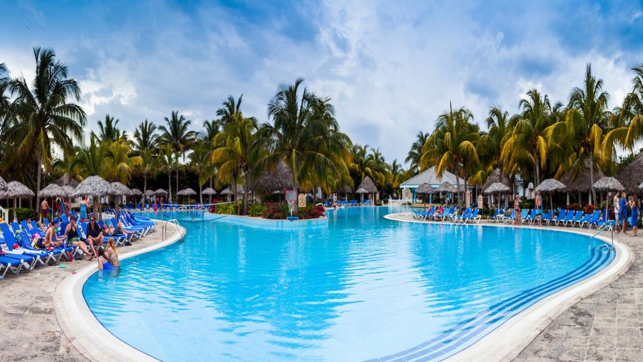 Meliá closes hotels in Cuba after pressure from Trump