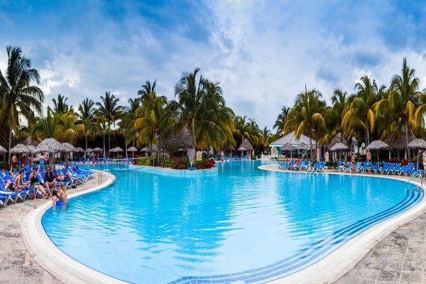 Meliá closes hotels in Cuba after pressure from Trump