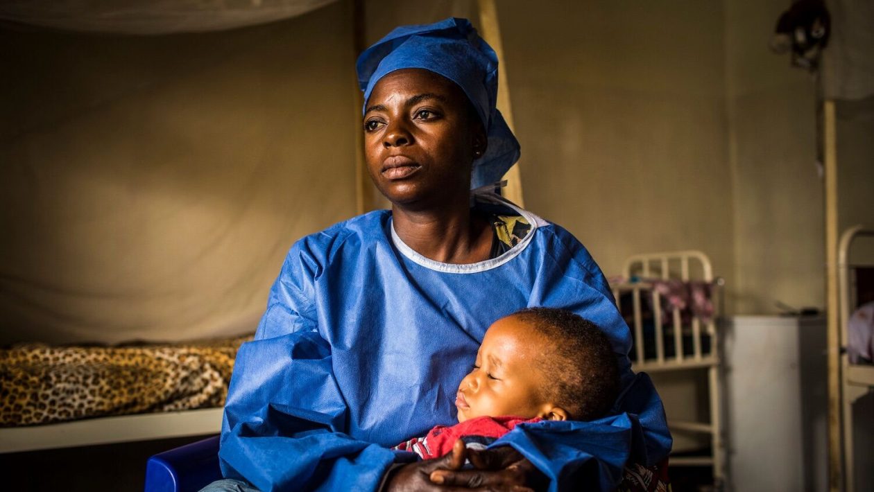 “First line of defense” against Ebola has collapsed. Largest outbreak of rare strain ever