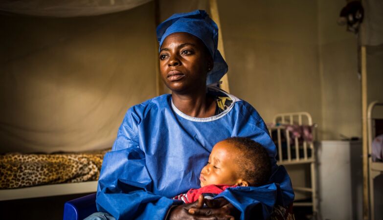 “First line of defense” against Ebola has collapsed. Largest outbreak of rare strain ever