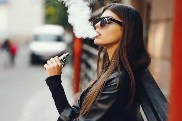 Using E-Cigarettes After Quitting Smoking Linked to Lung Cancer