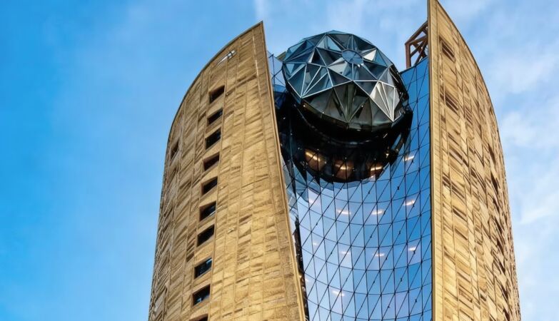 “Most expensive hotel in the world” reopens in Macau after years of financial difficulties