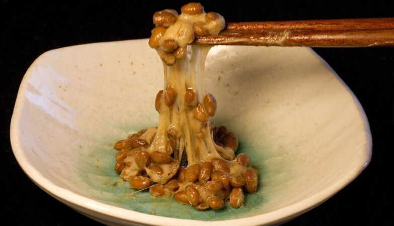Slimy beans: loved and hated, Japanese nattō divides and conquers the world
