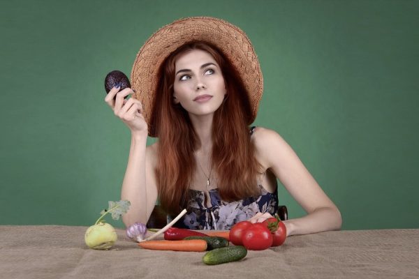 Foods that seem healthy but are not
