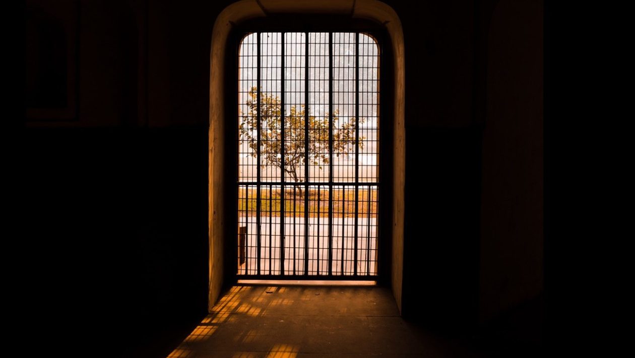 Adolescent violent crime epidemic. European countries study prison from the age of 13
