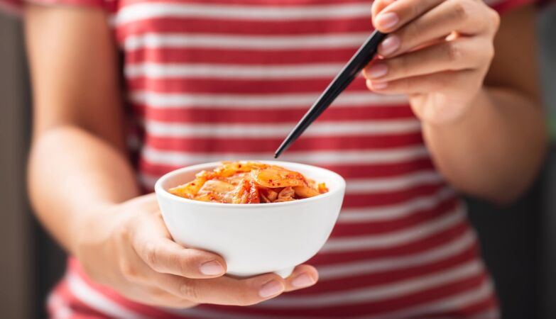 Good news for those who like Korean: kimchi helps eliminate nanoplastics from the intestine