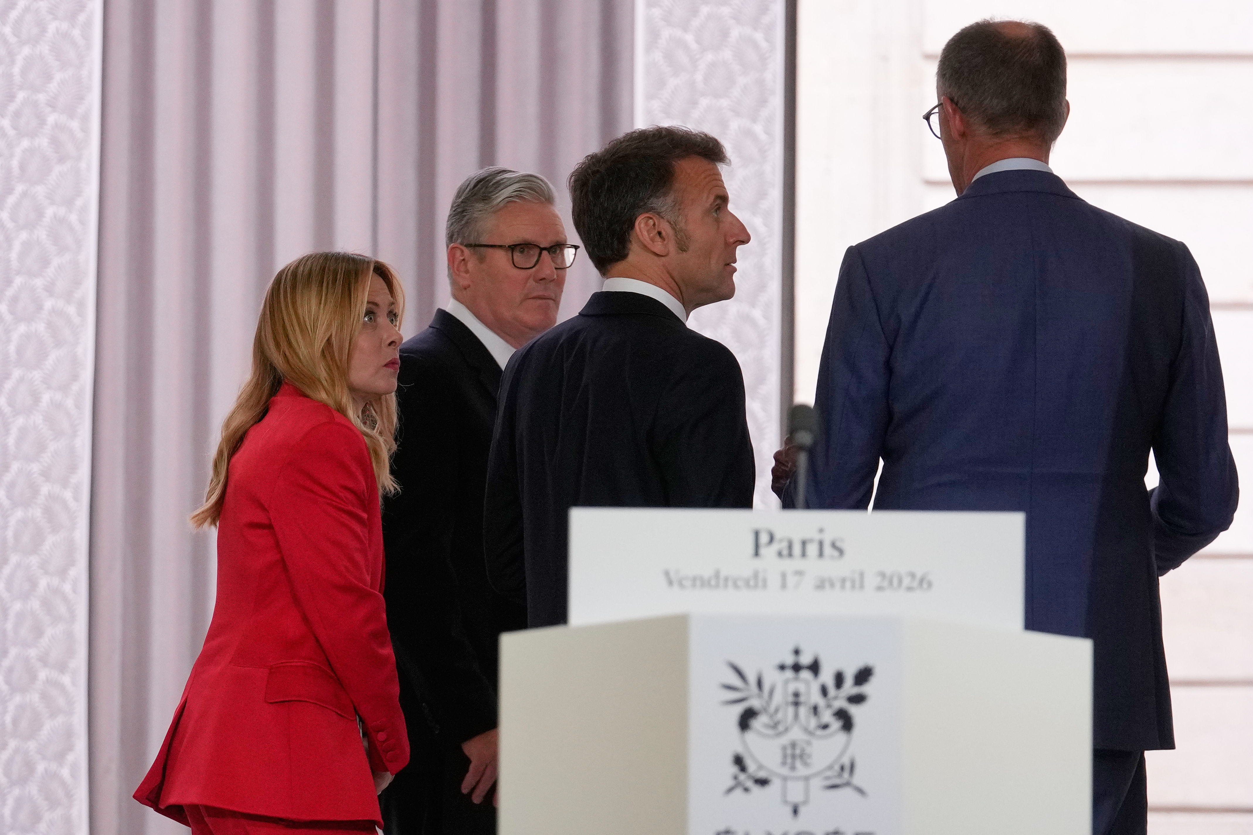 G7: The hot issues of the Summit, the Trump maneuver, the delicate US-European balances