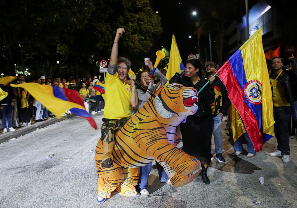 Colombia: Overthrow and "iron fist" - Trump's chosen one won the election