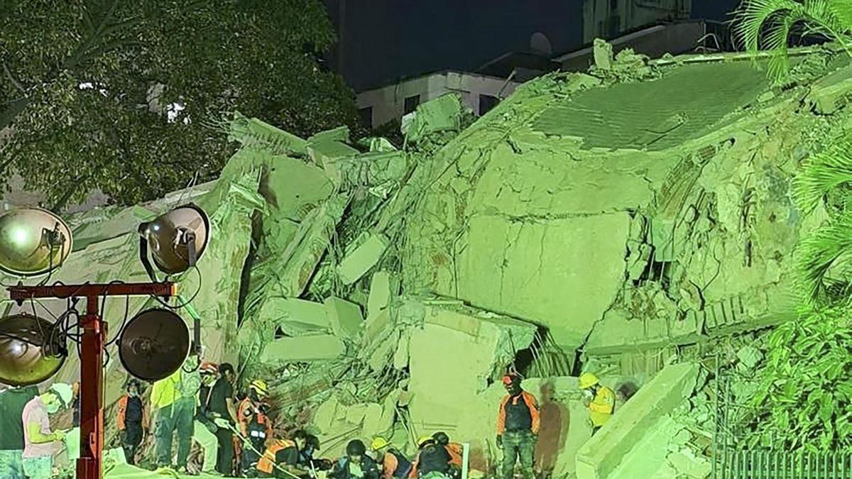 The double earthquake hits Venezuela's precarious economy in the middle of the political interim