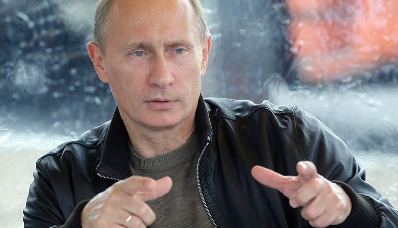 Organ printing, cryotherapy, mini pigs. Putin's anti-aging plan