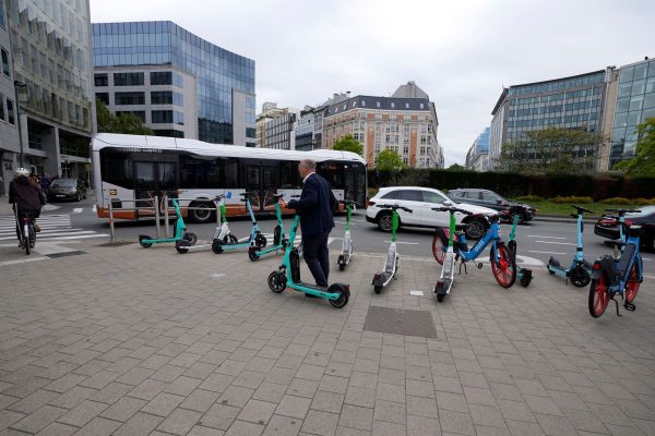 After Paris, Madrid and Prague, Brussels bans electric skates