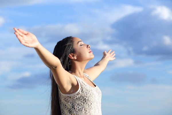 Breathing slowly can reprogram the brain and change the decisions we make