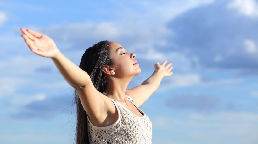 Breathing slowly can reprogram the brain and change the decisions we make