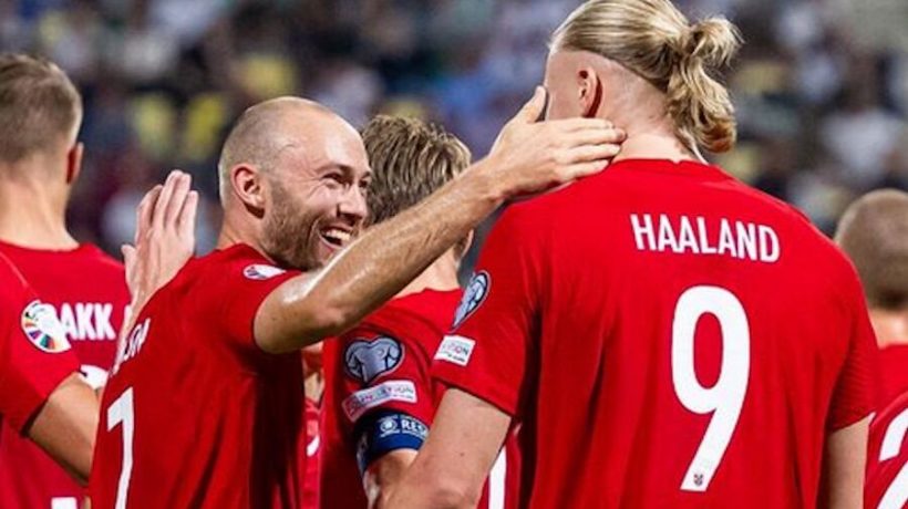 What is the ideal height for a football player?