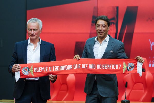 It's official: Benfica says goodbye Mourinho, hello Marco Silva