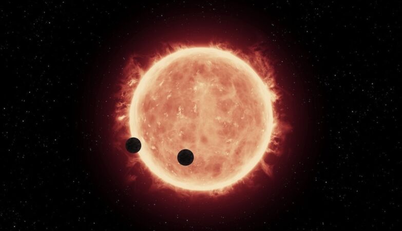 Red dwarfs caught “swallowing Earths”