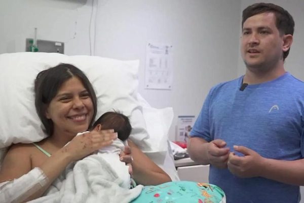 Mother pulled from earthquake rubble in Venezuela with her newborn son