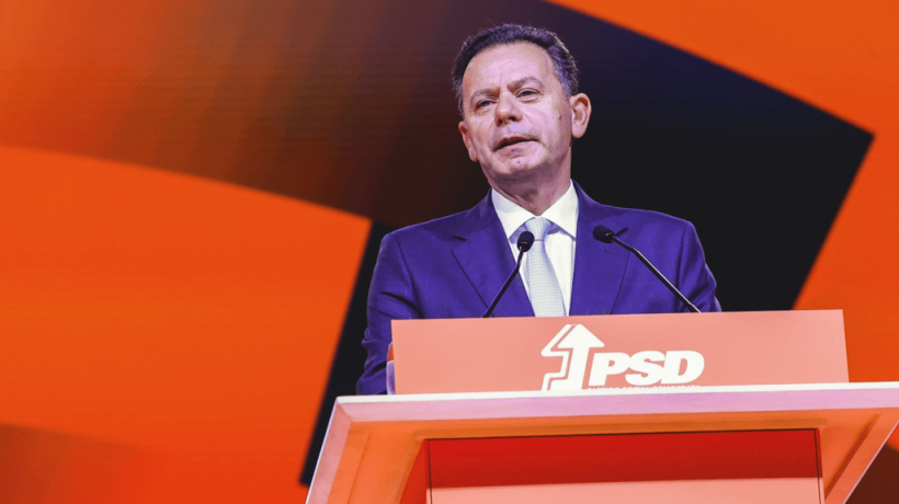 Montenegro keeps its door open to Chega and PS. It was almost unanimous