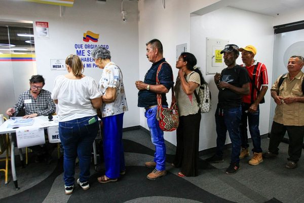 At the polls, Colombia between the Left, Uribe and "Trumpism"