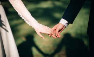 16 incompatible zodiac combinations that can work. Here's how!