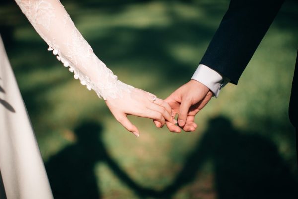 16 incompatible zodiac combinations that can work. Here's how!