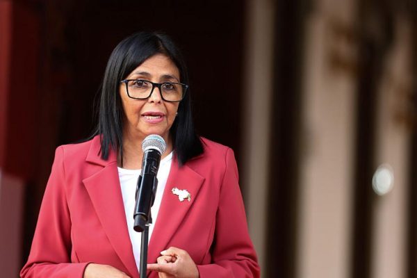 Venezuela will inspect houses damaged by the earthquake house by house and extends the suspension of classes for another week