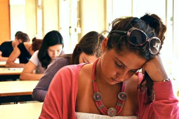 Chaos in exams. Teacher who has already died called to classify evidence