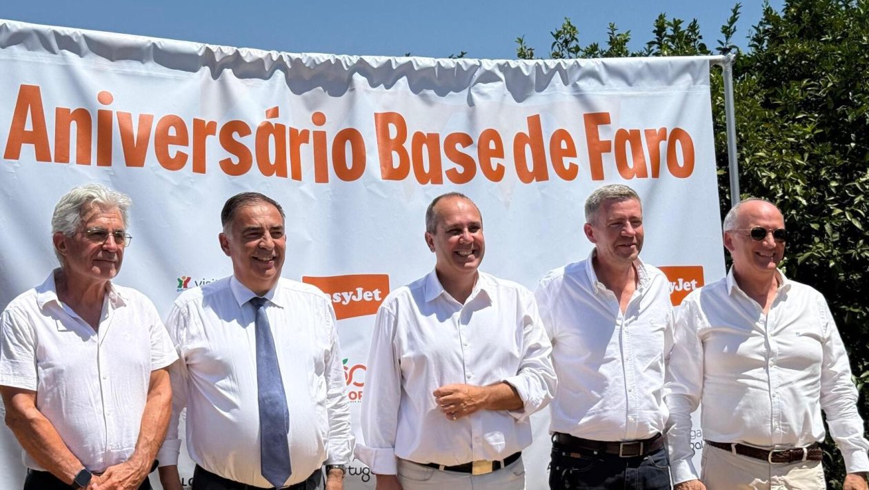 EasyJet airline celebrates five years of its Faro base and reinforces its commitment to the Algarve