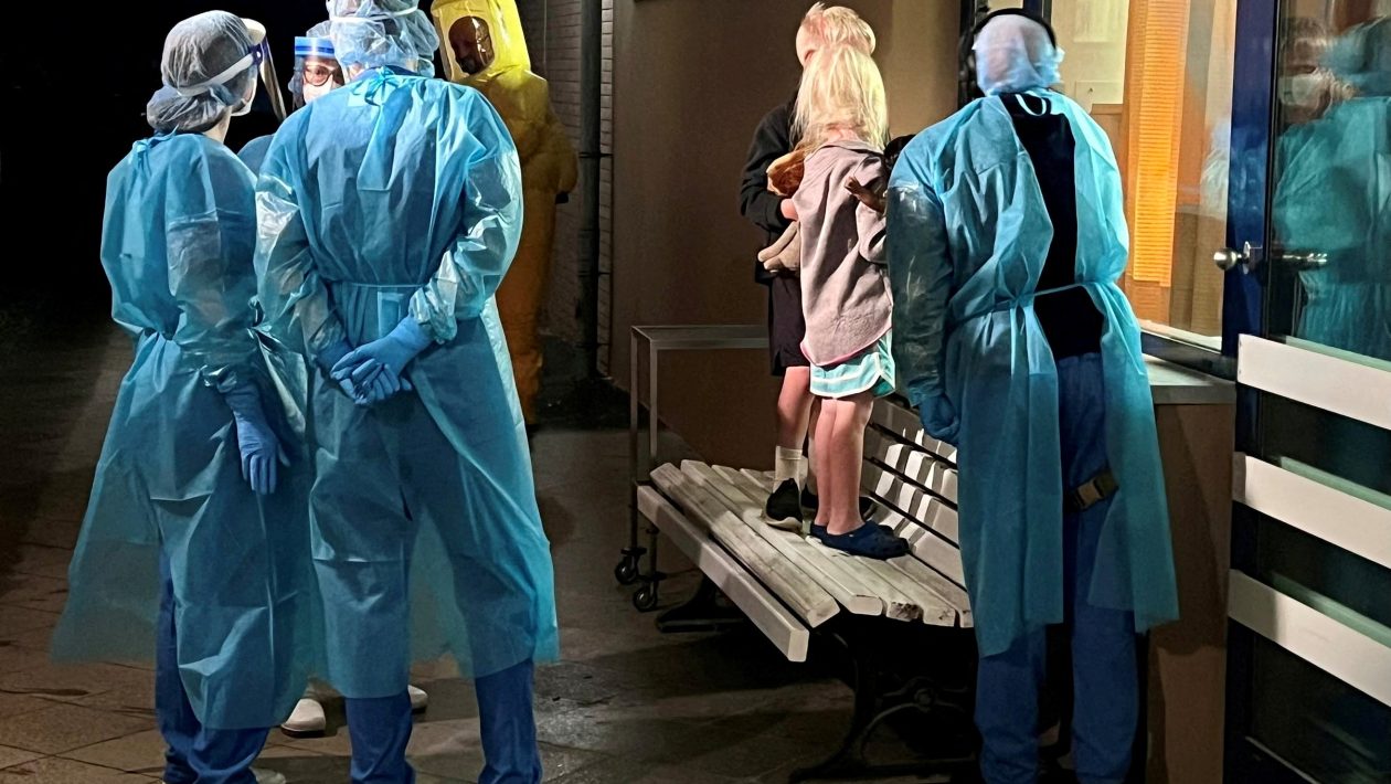 Ebola: Discharge for the American doctor who contracted the virus