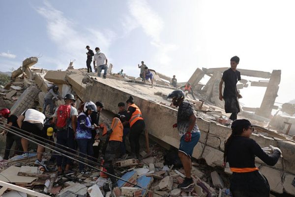 There are six Spaniards who died in the earthquakes in Venezuela and 1,430 dead, according to the latest report