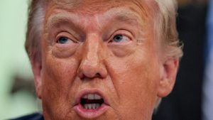 Trump cancels attacks on Iran 'in extremis', citing progress in talks