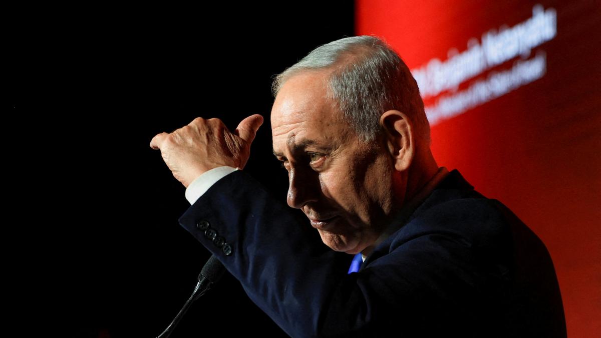 Netanyahu calls the new occupations "safety zones" and justifies that the US would also "do it"