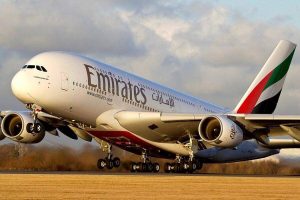 Avião da Emirates.
