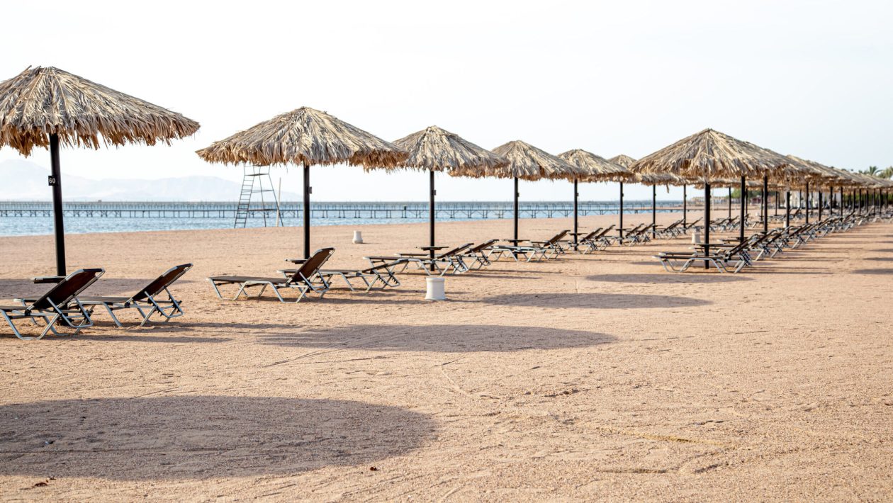 Algarve dealers contest APA's clarification on parasols