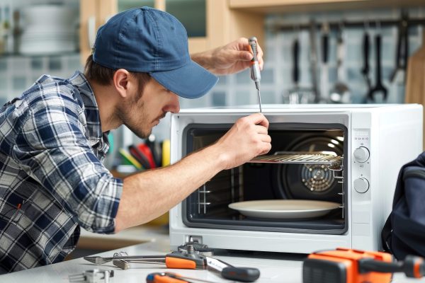 “How do I choose durable, repairable and recyclable products that help me save money?”