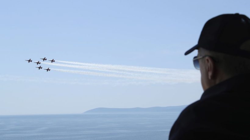 Trump Considers 'Yes' To Sale Of Fighter Engines To Turkey - Congress Reacts