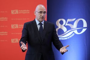 The educated Pedro Duarte emerges as a critic of Passos Coelho, the “prophet of doom”