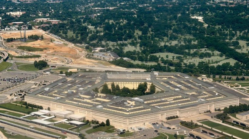 The Pentagon bans journalists from entering the press office