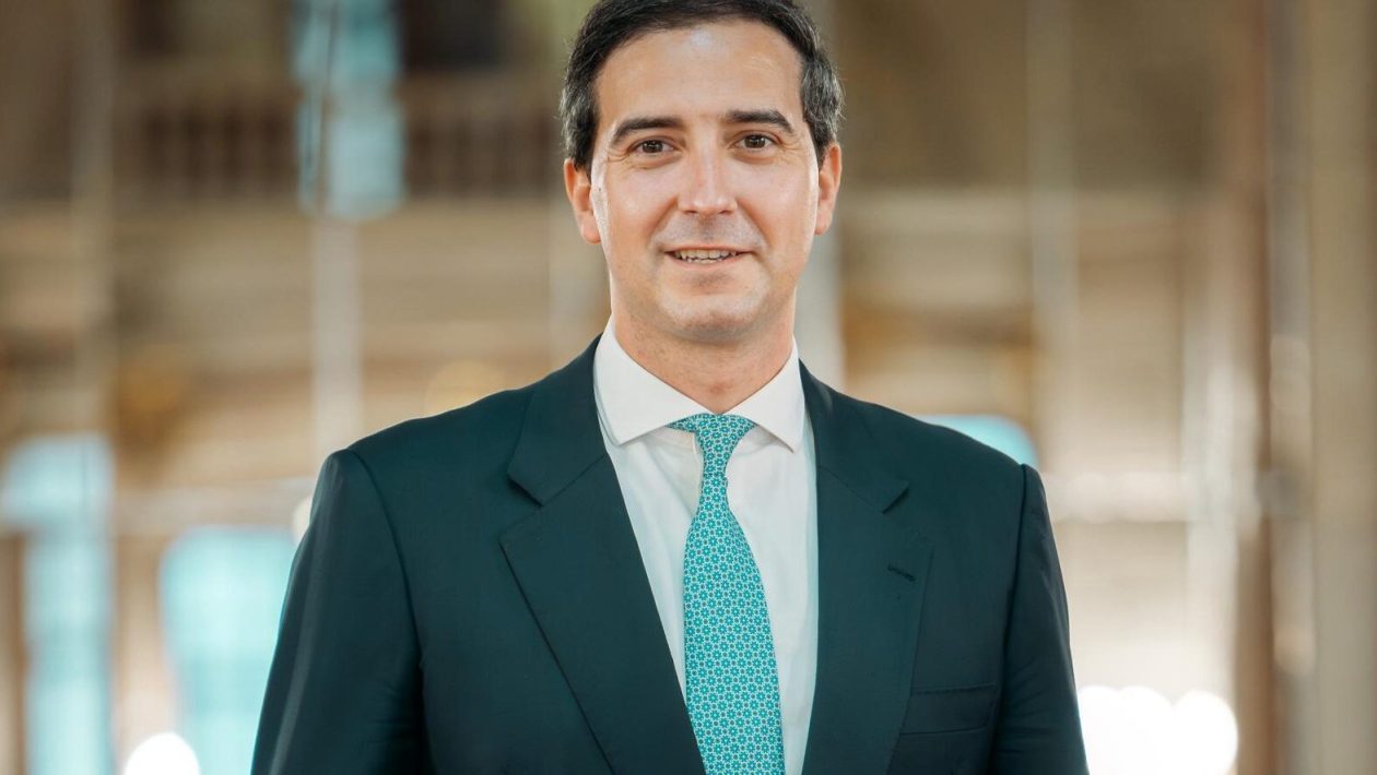Alexandre Poço participates in the Social Democratic Women of the Algarve festival