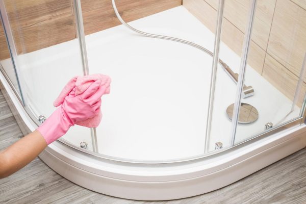 Cleaning the bathroom Rub it on the glass of the shower cabin. It will repel water drops. No stains or sediment. Cleaning the shower cabin