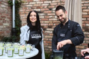 Smoothie by Marcysia from June 16 at Toast. L'Oréal Professionnel invites you to a summer experience inspired by the world of beauty