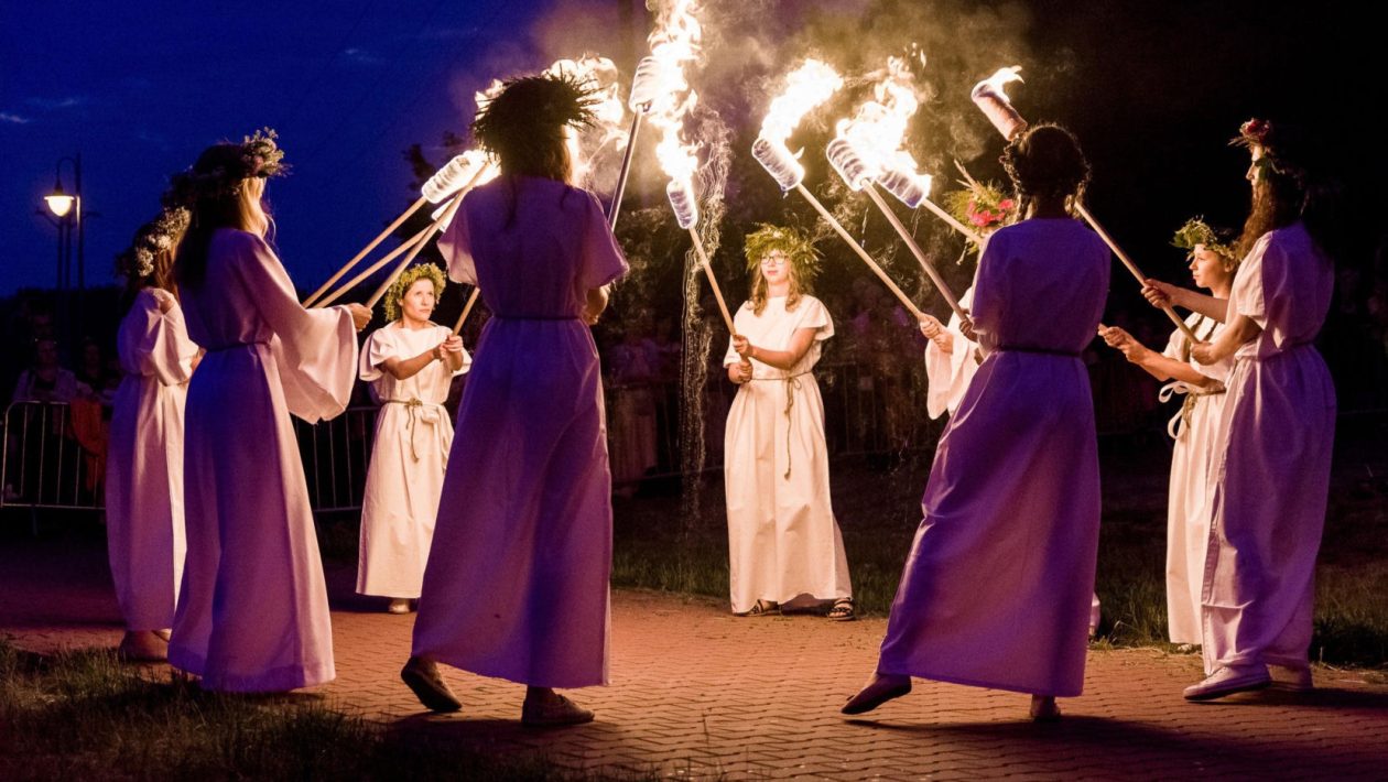 interesting facts Kupala Night is not only about the joyful dropping of wreaths. Some mistakes, according to tradition, had disastrous consequences