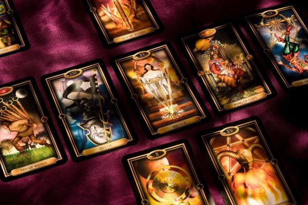Find your prediction Tarot cards matched to your zodiac signs. Every zodiac should know the meaning of theirs so that they can follow the line of happiness. Who got Death?