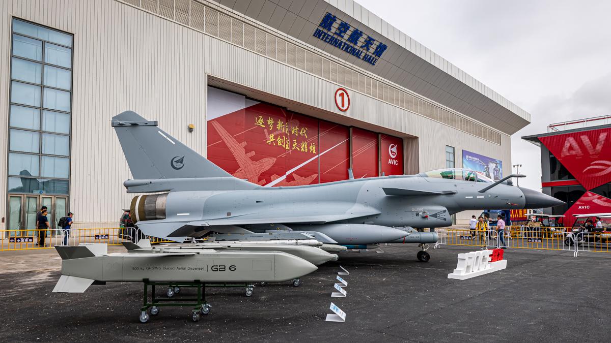 9 to 0 and a mystery: the Chinese fighter that would have beaten a Eurofighter whose radar, on paper, should have seen it first