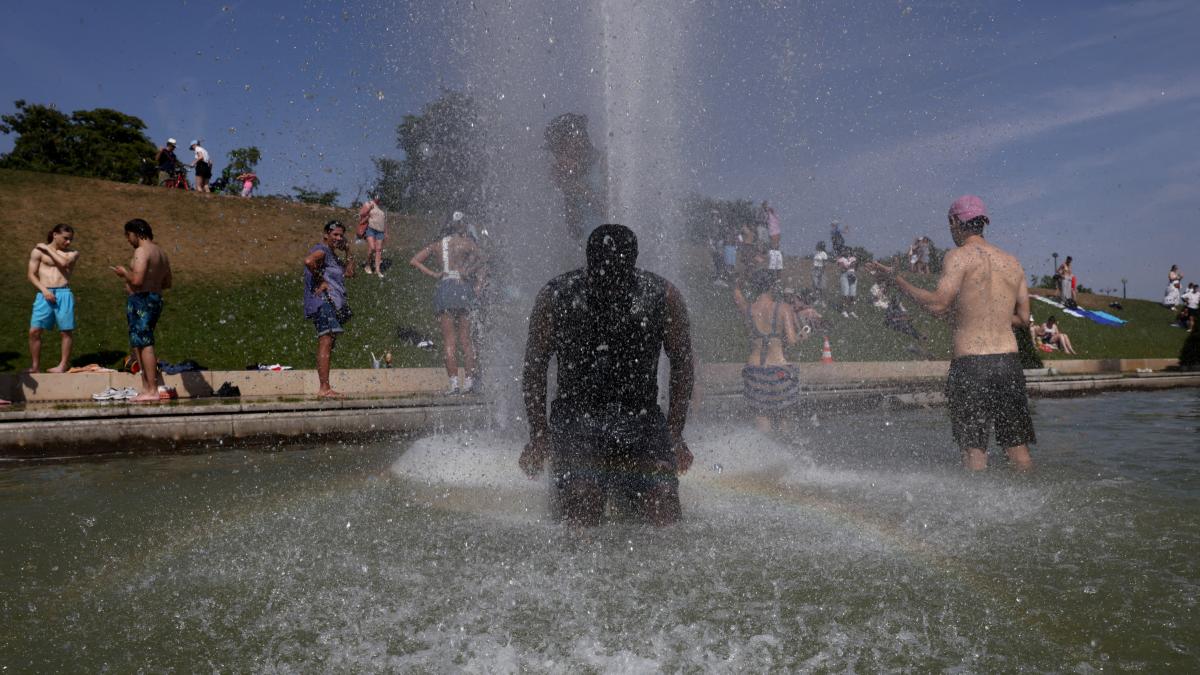 The unprecedented heat wave that shakes Europe leaves more than a thousand dead in France