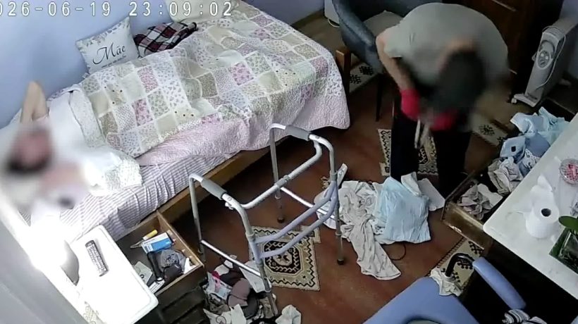 Thief filmed robbing 96-year-old woman in bed in Matosinhos