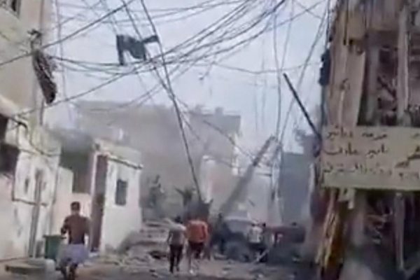 Israel ignores the US and in less than 24 hours leaves a dozen dead and new evictions in Lebanon