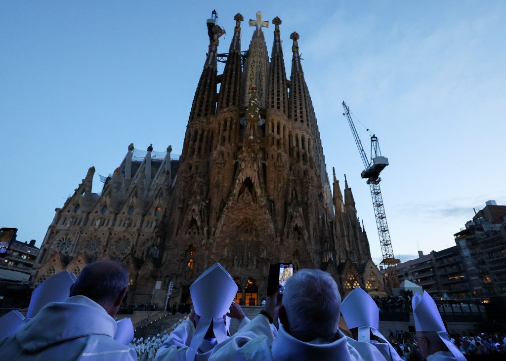 Pope Leo: Historic moments at the iconic Sagrada Familia - See images